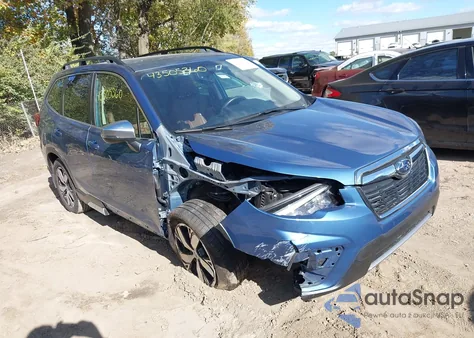 2021 Subaru Forester Touring z USA, uszkodzony, nr VIN JF2SKAXC6MH415499